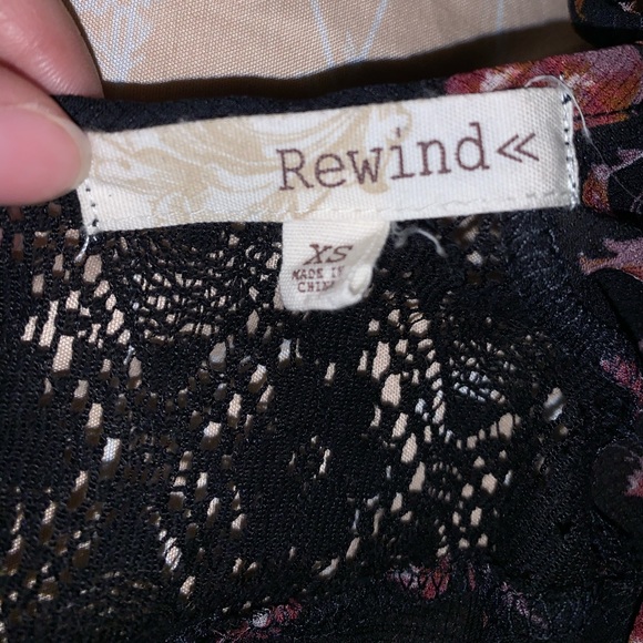 Multicolored flowy top - Picture 3 of 5